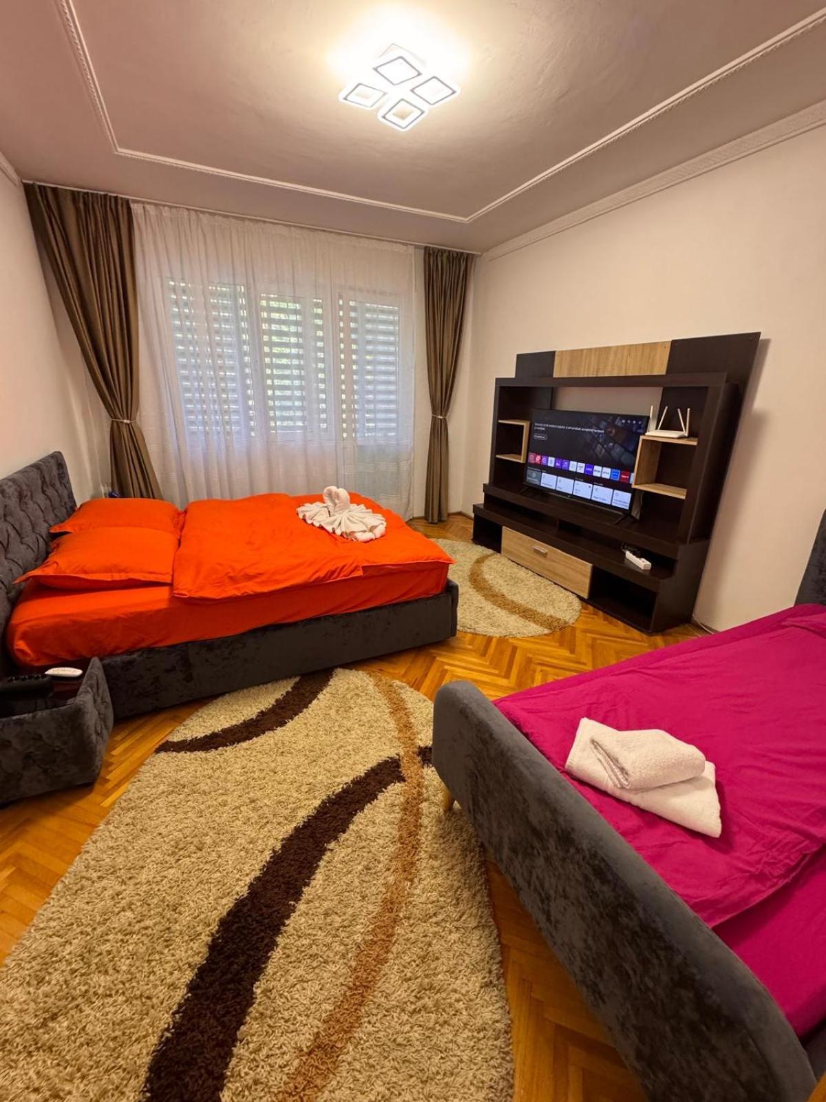 Linen Tree Apartment Herkulesfürdő Kültér fotó